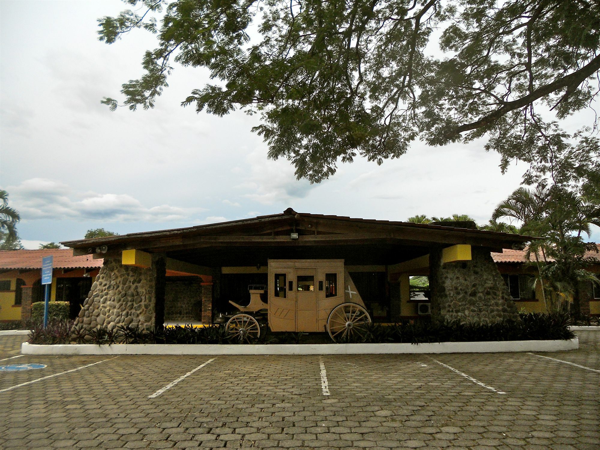 Hotel Las Espuelas, Bar & Restaurant Liberia Exterior foto